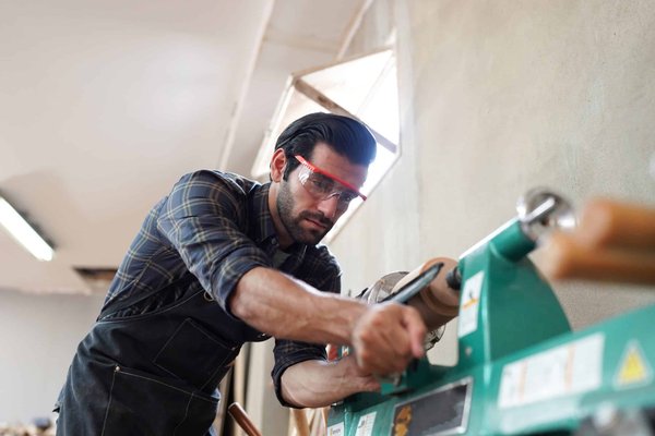 What's the Best Approach for a DIY Rain Barrel System for Garden Irrigation?