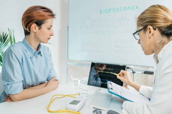 How Are Modern Biofeedback Devices Used to Treat Chronic Pain?